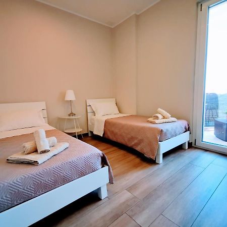 Attico Belvedere Centralissimo Vista Mare Lägenhet Termoli Exteriör bild